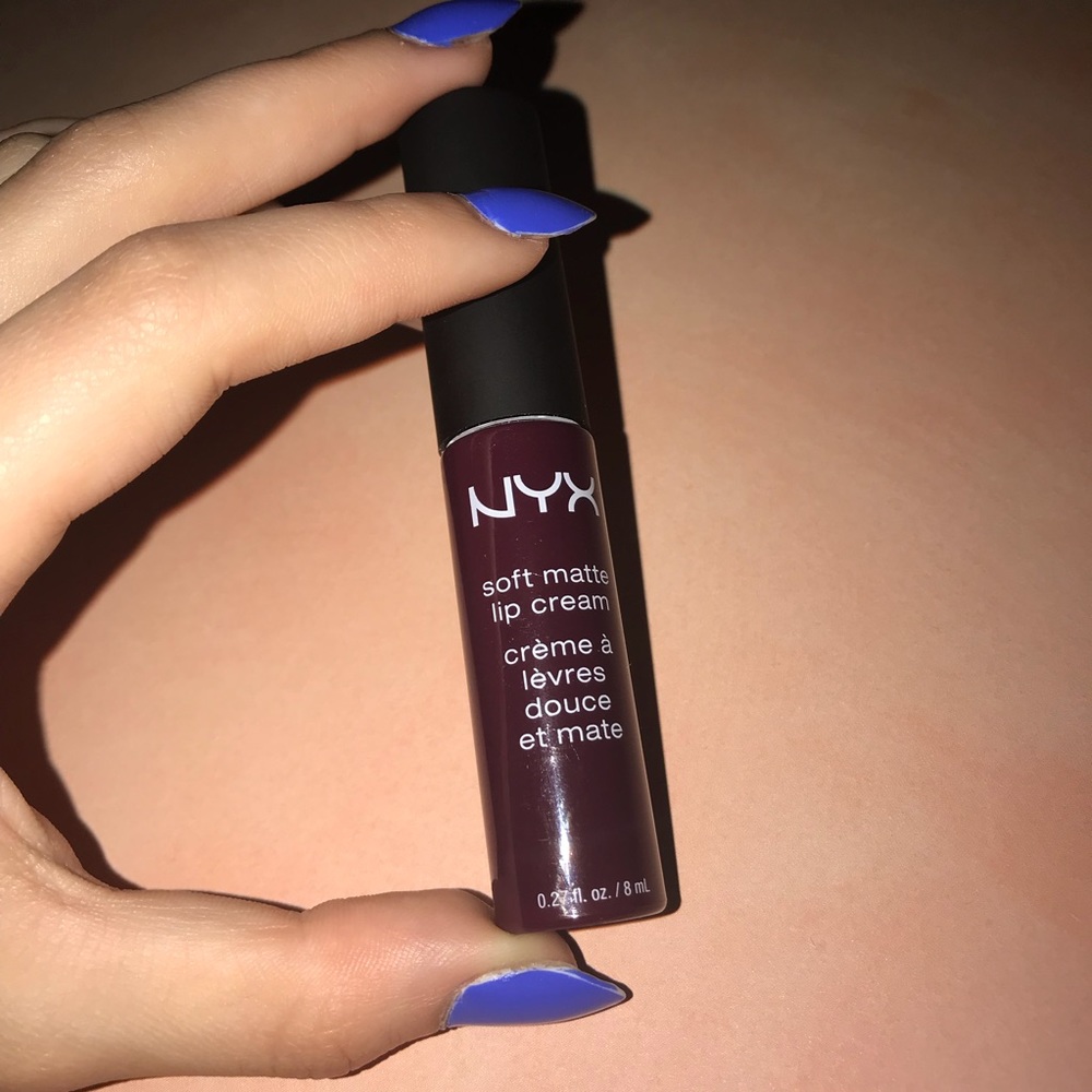 NYX FULL SIZE LIQUID LIP!💋